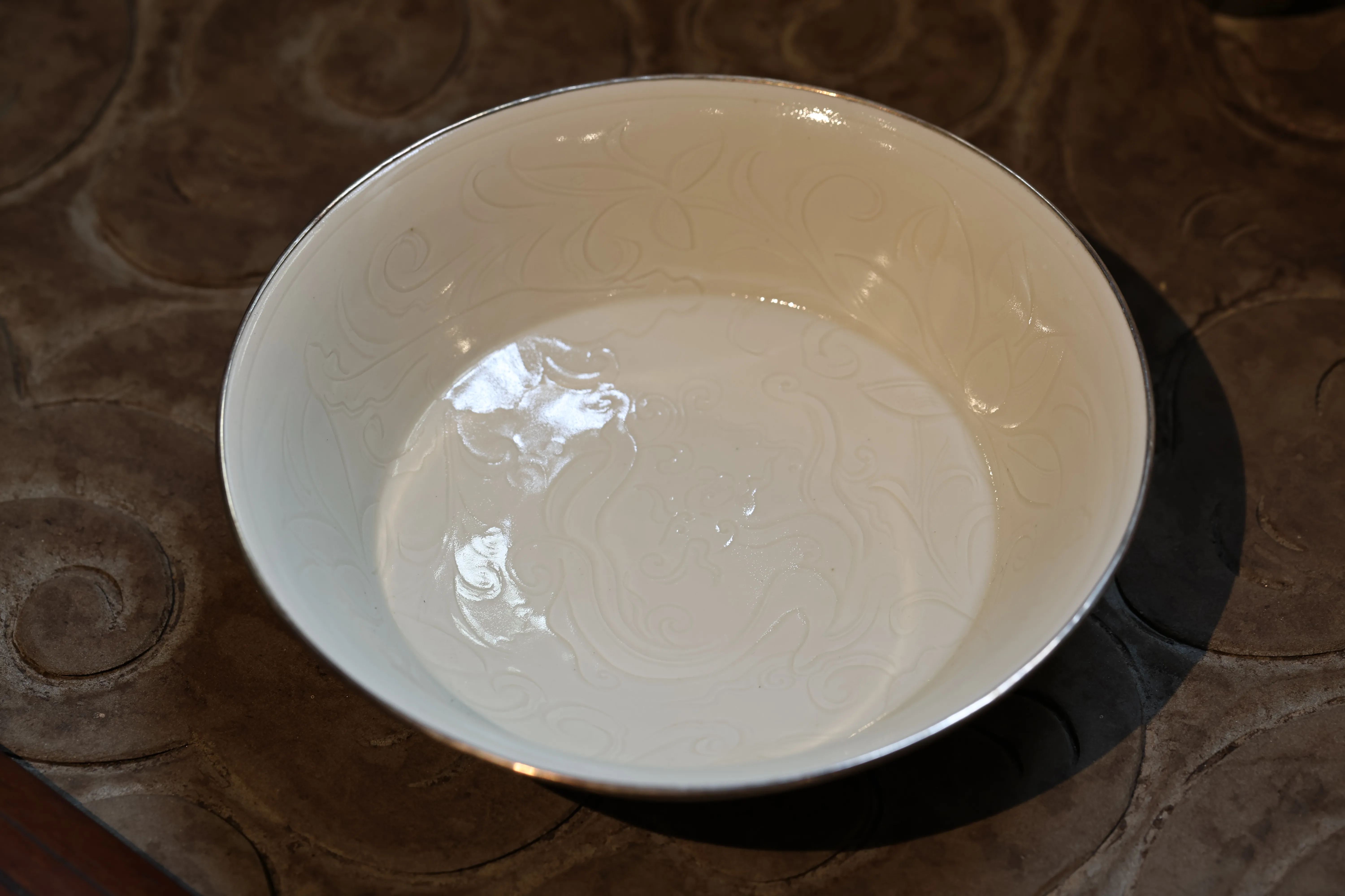 Đĩa thuyền trà định diêu lối cổ 17cm